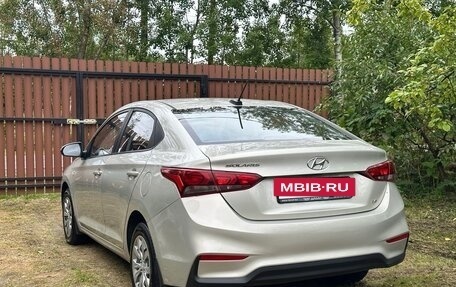 Hyundai Solaris II рестайлинг, 2018 год, 1 300 000 рублей, 3 фотография