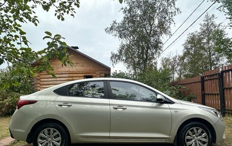 Hyundai Solaris II рестайлинг, 2018 год, 1 300 000 рублей, 6 фотография