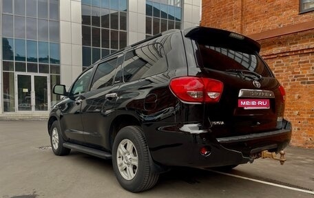 Toyota Sequoia II рестайлинг, 2008 год, 3 290 000 рублей, 2 фотография