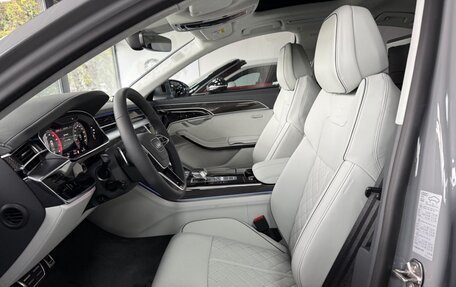 Audi S8, 2025 год, 26 990 000 рублей, 11 фотография