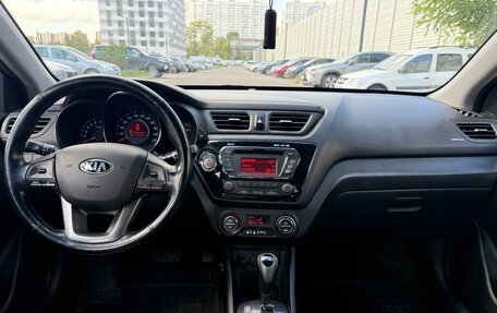 KIA Rio III рестайлинг, 2013 год, 880 000 рублей, 10 фотография