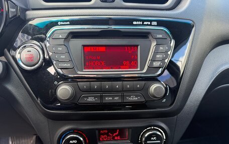 KIA Rio III рестайлинг, 2013 год, 880 000 рублей, 12 фотография