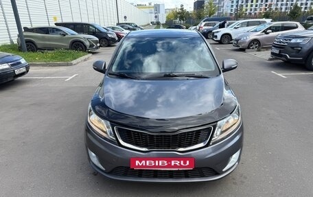 KIA Rio III рестайлинг, 2013 год, 880 000 рублей, 2 фотография