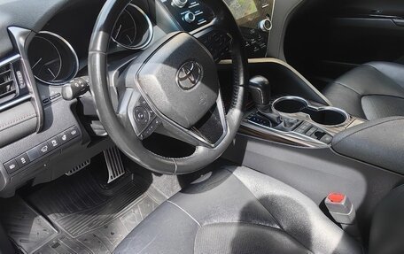 Toyota Camry, 2019 год, 2 800 000 рублей, 7 фотография