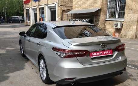 Toyota Camry, 2019 год, 2 800 000 рублей, 5 фотография