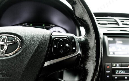 Toyota Camry, 2017 год, 2 290 000 рублей, 18 фотография
