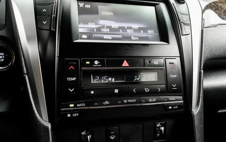 Toyota Camry, 2017 год, 2 290 000 рублей, 25 фотография