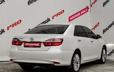 Toyota Camry, 2017 год, 2 290 000 рублей, 7 фотография