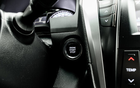 Toyota Camry, 2017 год, 2 290 000 рублей, 33 фотография