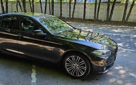 BMW 5 серия, 2013 год, 2 200 000 рублей, 33 фотография
