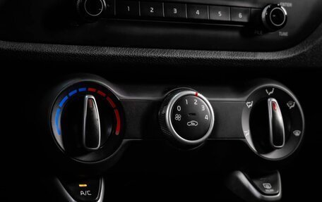 KIA Rio IV, 2018 год, 1 149 000 рублей, 23 фотография