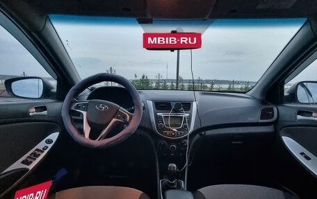 Hyundai Solaris II рестайлинг, 2012 год, 680 000 рублей, 9 фотография