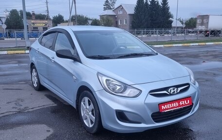 Hyundai Solaris II рестайлинг, 2012 год, 680 000 рублей, 14 фотография