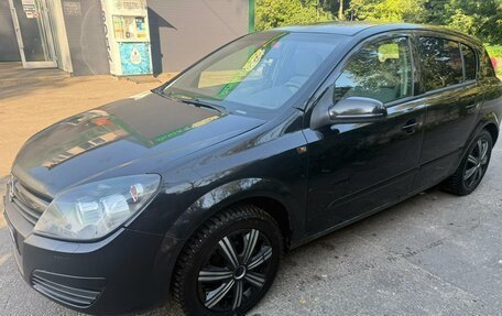 Opel Astra H, 2005 год, 380 000 рублей, 1 фотография