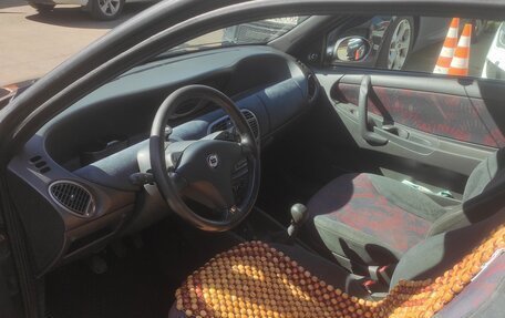 Lancia Ypsilon II (Type 843) рестайлинг, 1999 год, 350 000 рублей, 7 фотография