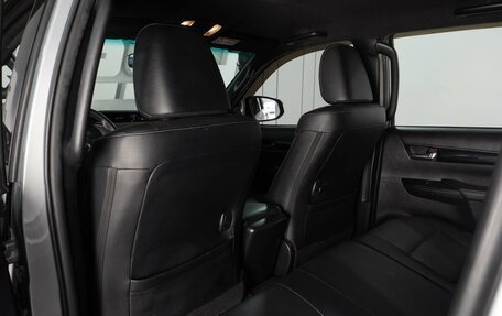 Toyota Hilux VIII, 2019 год, 4 699 000 рублей, 11 фотография
