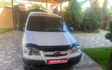 Chevrolet Niva I рестайлинг, 2014 год, 510 000 рублей, 1 фотография
