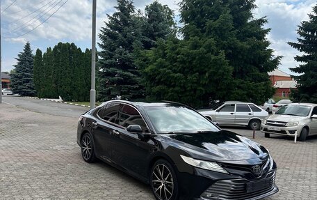 Toyota Camry, 2020 год, 2 900 000 рублей, 8 фотография