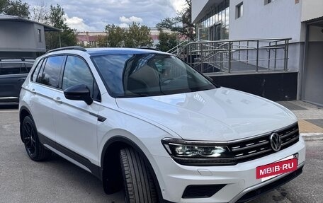 Volkswagen Tiguan II, 2018 год, 2 770 000 рублей, 3 фотография