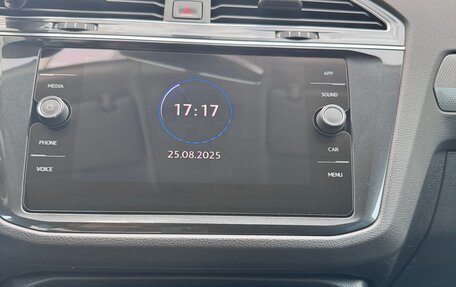 Volkswagen Tiguan II, 2018 год, 2 770 000 рублей, 15 фотография