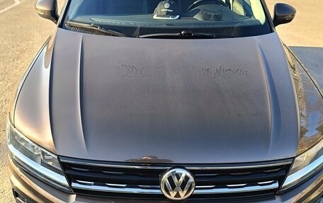 Volkswagen Tiguan II, 2020 год, 2 800 000 рублей, 1 фотография