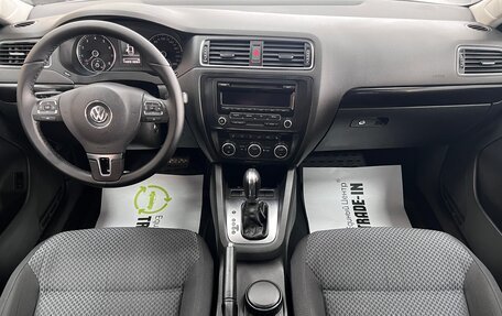 Volkswagen Jetta VI, 2012 год, 1 345 000 рублей, 11 фотография