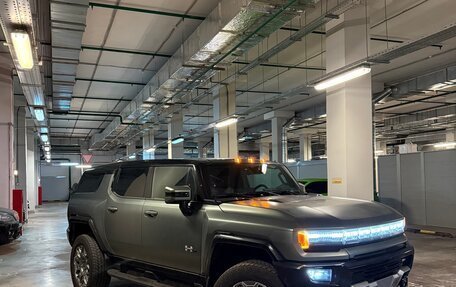 GMC Hummer EV, 2023 год, 15 000 000 рублей, 1 фотография