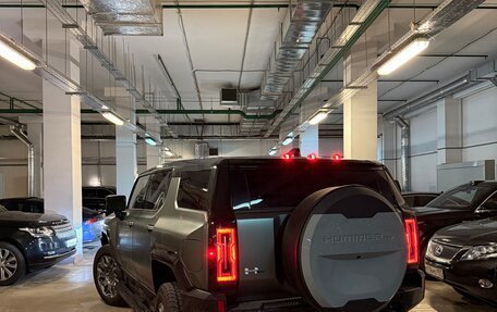 GMC Hummer EV, 2023 год, 15 000 000 рублей, 3 фотография