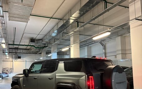 GMC Hummer EV, 2023 год, 15 000 000 рублей, 4 фотография