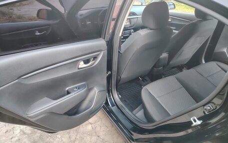 KIA Rio IV, 2018 год, 1 410 000 рублей, 38 фотография