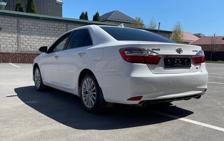 Toyota Camry, 2015 год, 2 250 000 рублей, 4 фотография
