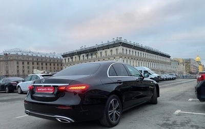 Mercedes-Benz E-Класс, 2022 год, 4 500 000 рублей, 1 фотография
