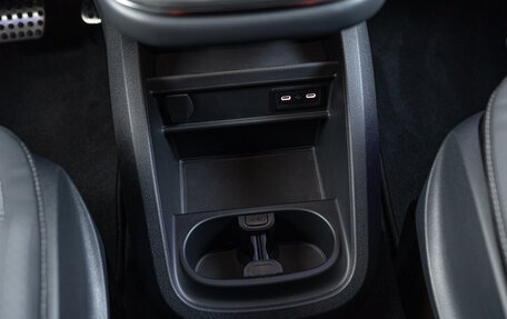 Mercedes-Benz V-Класс, 2025 год, 13 990 000 рублей, 20 фотография