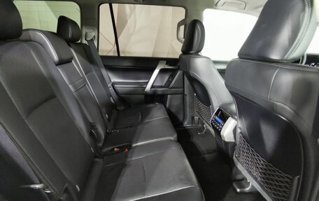 Toyota Land Cruiser Prado 150 рестайлинг 2, 2019 год, 4 795 000 рублей, 13 фотография