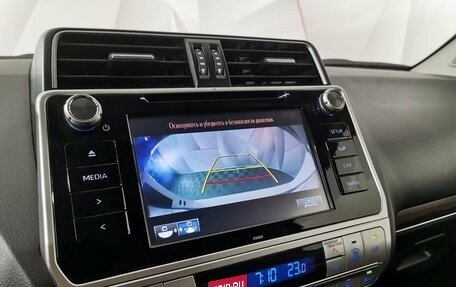 Toyota Land Cruiser Prado 150 рестайлинг 2, 2019 год, 4 795 000 рублей, 16 фотография