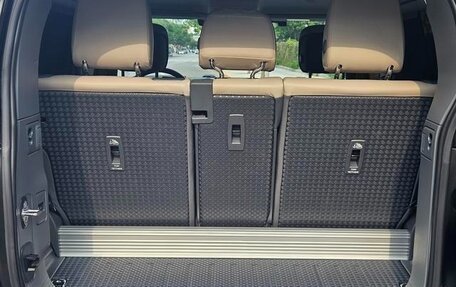Land Rover Defender II, 2022 год, 7 100 000 рублей, 6 фотография