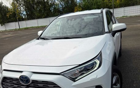 Toyota RAV4, 2020 год, 3 580 000 рублей, 9 фотография
