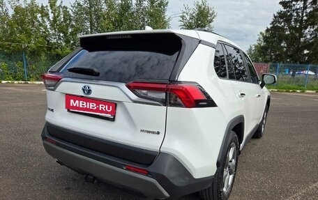 Toyota RAV4, 2020 год, 3 580 000 рублей, 22 фотография