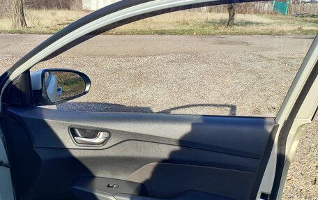 Hyundai Solaris II рестайлинг, 2018 год, 1 400 000 рублей, 7 фотография