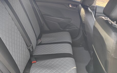 Hyundai Solaris II рестайлинг, 2018 год, 1 400 000 рублей, 5 фотография