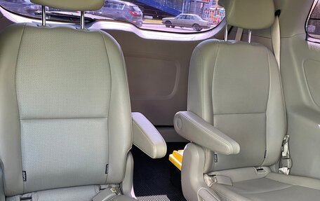KIA Carnival III, 2019 год, 3 030 000 рублей, 13 фотография