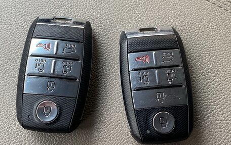 KIA Carnival III, 2019 год, 3 030 000 рублей, 25 фотография