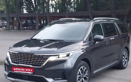 KIA Carnival, 2022 год, 4 700 000 рублей, 2 фотография