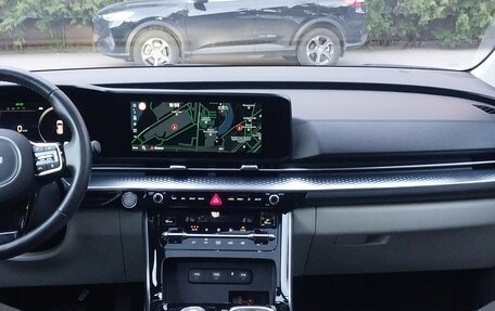 KIA Carnival, 2022 год, 4 700 000 рублей, 9 фотография