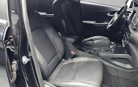 Hyundai Kona I, 2022 год, 1 560 000 рублей, 7 фотография