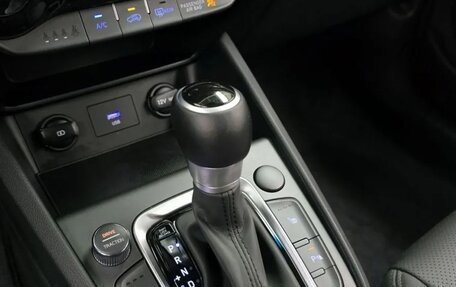 Hyundai Kona I, 2022 год, 1 320 000 рублей, 9 фотография