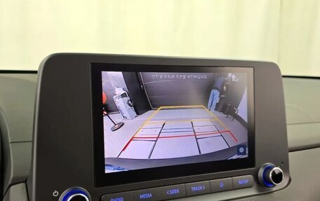 Hyundai Kona I, 2022 год, 1 320 000 рублей, 12 фотография