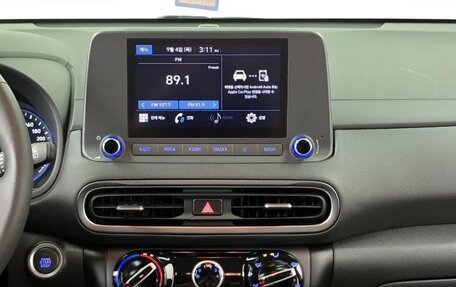 Hyundai Kona I, 2022 год, 1 320 000 рублей, 10 фотография