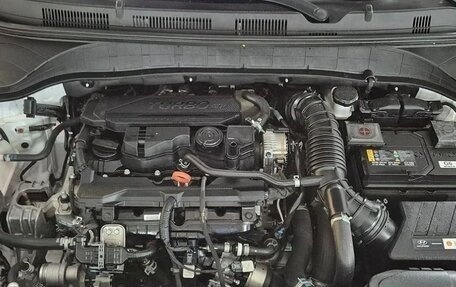 Hyundai Kona I, 2022 год, 1 450 000 рублей, 6 фотография