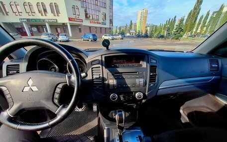 Mitsubishi Pajero IV, 2012 год, 2 350 000 рублей, 15 фотография